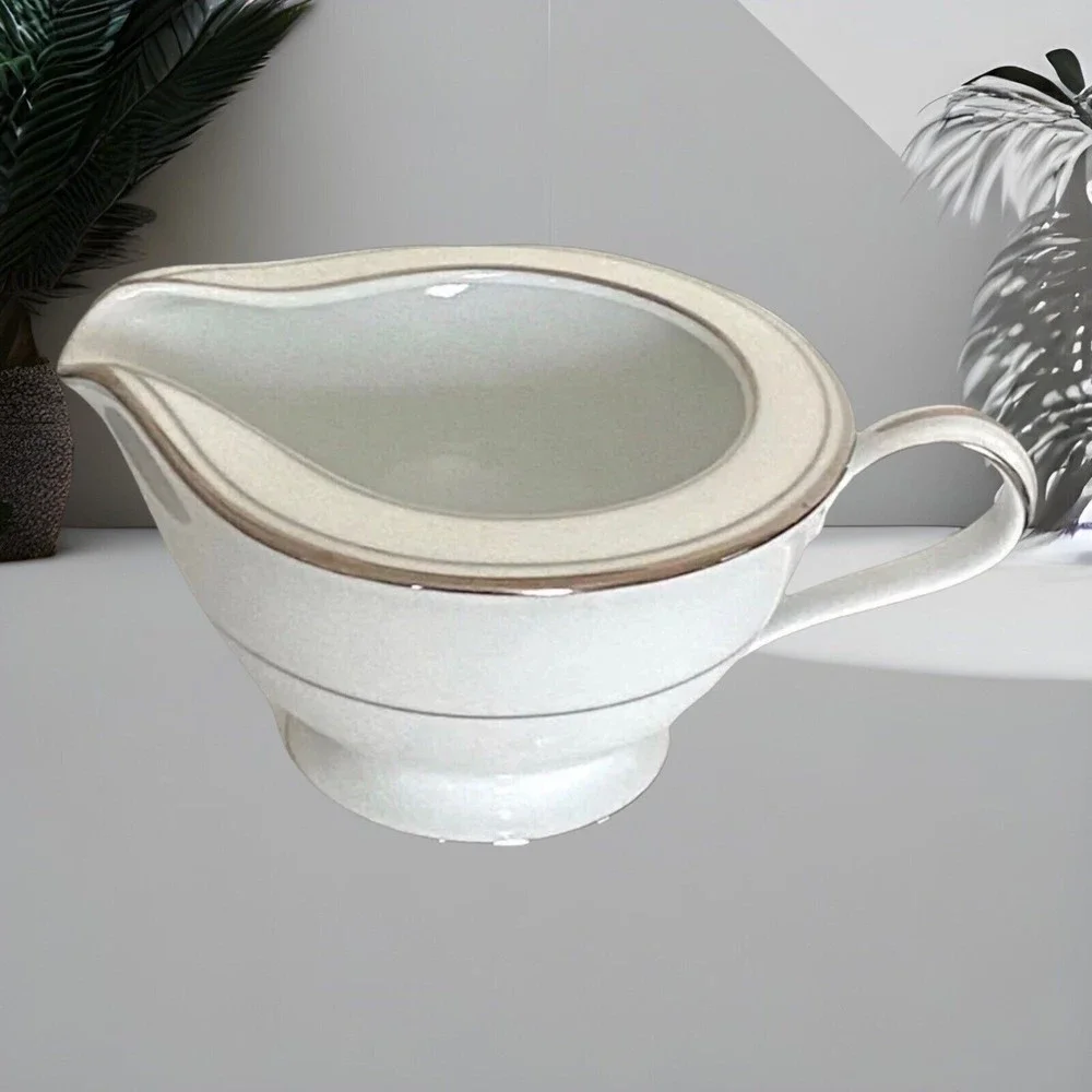 Creamer Silver Ecstasy by Zylstra 2 5/8